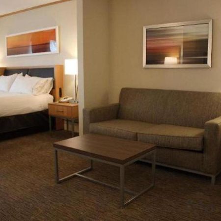 Holiday Inn Express Munising-Lakeview Hotel By Ihg Eksteriør billede