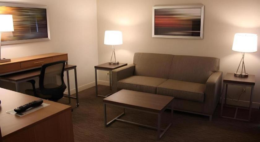 Holiday Inn Express Munising-Lakeview Hotel By Ihg Eksteriør billede