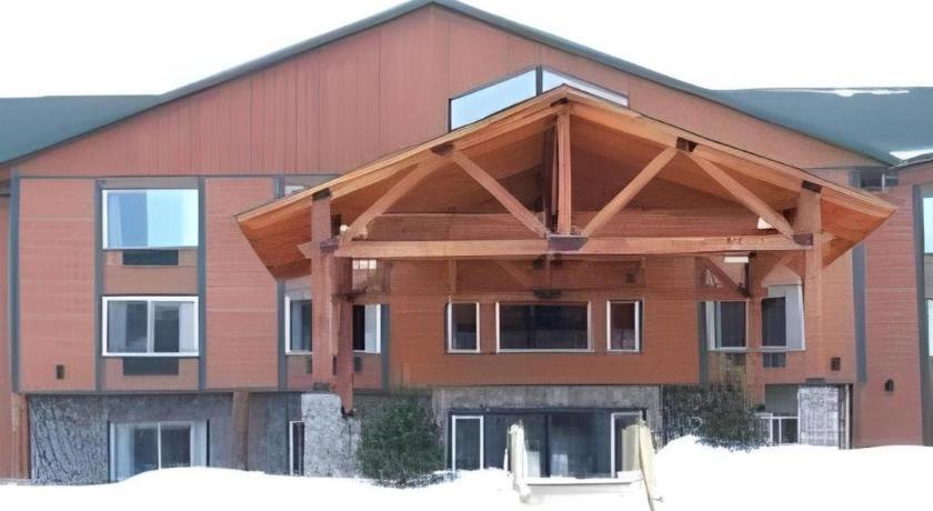 Holiday Inn Express Munising-Lakeview Hotel By Ihg Eksteriør billede