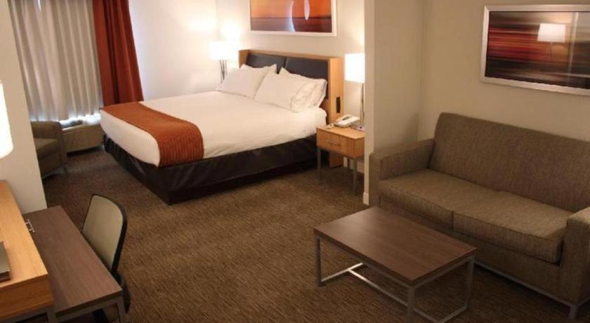 Holiday Inn Express Munising-Lakeview Hotel By Ihg Eksteriør billede